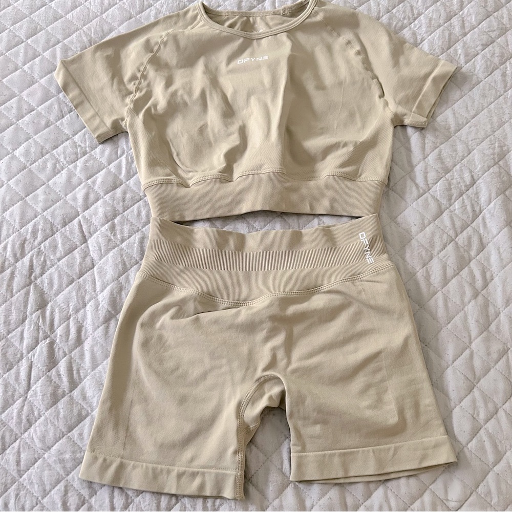 DFYNE  Tan Athletic Shorts and Top Set.
